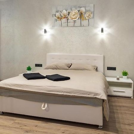 Жк Светлопарк Apartment เคียฟ ภายนอก รูปภาพ